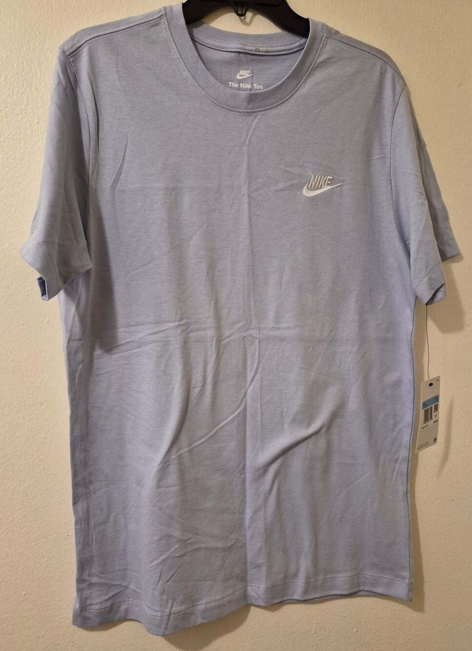 Nike The Nike beige Short-Sleeve Logo T-Shirt Light Blue Medium